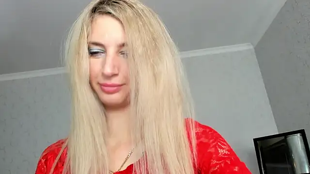 Snapshot of skinnyladyy chatting on February 3, 5:18 am skinnyladyy online show from February 3, 5:18 am