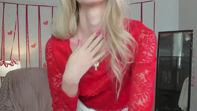 Snapshot of skinnyladyy chatting on February 16, 5:15 am skinnyladyy online show from February 16, 5:15 am
