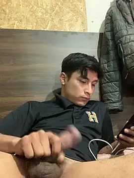 EduardoEspinoza12 online show from April 13, 8:31 am