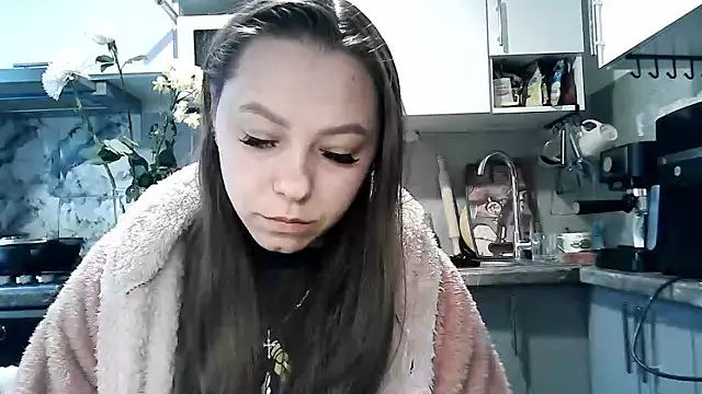 Misssweet s online show from March 27, 4:51 am