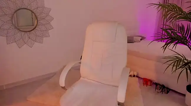 Victoria Korff online show from March 5, 6:34 pm