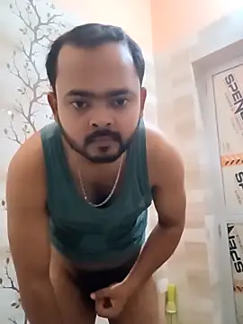 guavam65 online show from March 16, 3:49 pm