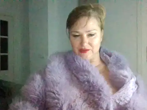 Snapshot of Luzia-Sal chatting on February 2, 7:30 am Luzia-Sal online show from February 2, 7:30 am