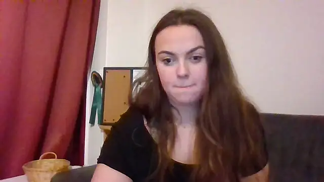 LeshWatchesYou online show from January 26, 7:41 pm