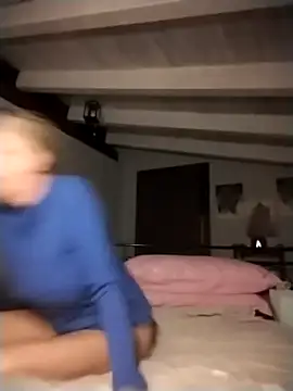 divinaerotica online show from March 1, 5:37 pm