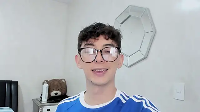 miketwink online show from March 3, 7:31 pm