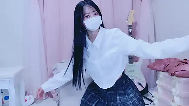 Snapshot of Megu-mimi chatting on January 18, 7:01 am Megu-mimi online show from January 18, 7:01 am