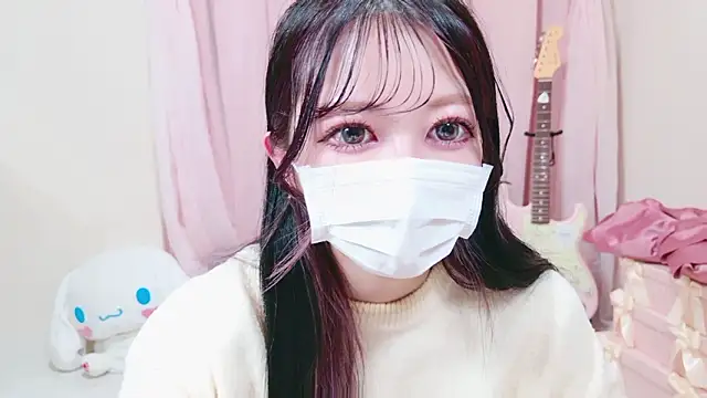 Snapshot of Megu-mimi chatting on February 9, 4:33 pm Megu-mimi online show from February 9, 4:33 pm