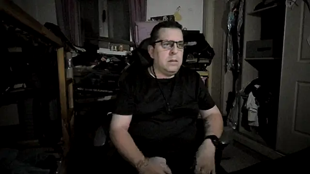 Usame como quieras online show from December 2, 1:55 am