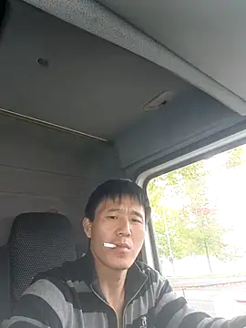 Snapshot of wadmma chatting on October 7, 9:17 am wadmma online show from October 7, 9:17 am