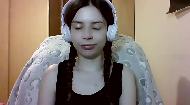 LariceSexy online show from March 12, 10:17 pm