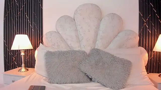 Ariana greenblat online show from April 2, 12:03 pm