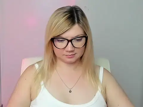 Lola moree online show from September 15, 11:32 am