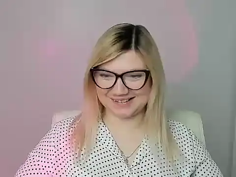 Lola moree online show from November 5, 1:00 pm