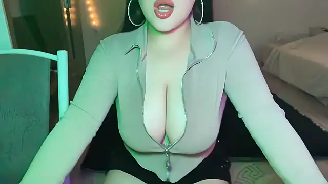 Snapshot of anora_sunny chatting on July 13, 4:32 pm anora sunny online show from July 13, 4:32 pm