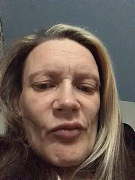 blondey206 online show from February 26, 5:01 pm