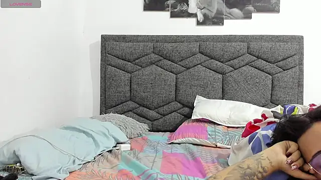 Snapshot of Edith_Miranda chatting on October 3, 1:02 am Edith Miranda online show from October 3, 1:02 am