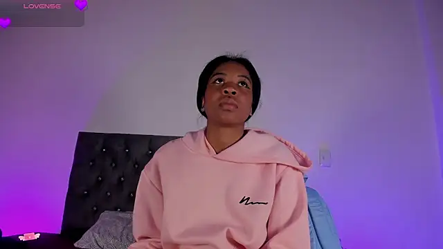 Zaira Rose  online show from November 21, 1:43 pm