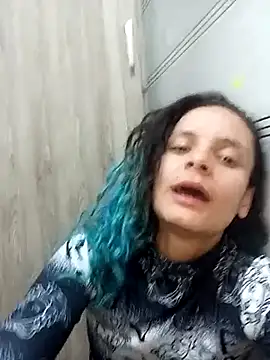 Ariasmithog online show from November 29, 4:10 pm