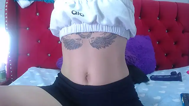 Ariasmithog online show from December 4, 2:37 pm