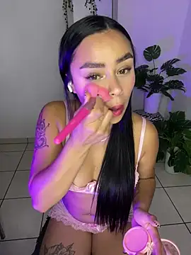 meli ortiz  online show from February 11, 2:22 pm