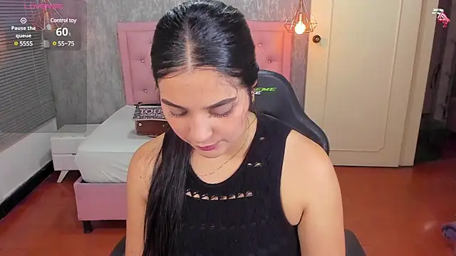 Hadley  online show from February 13, 3:07 am