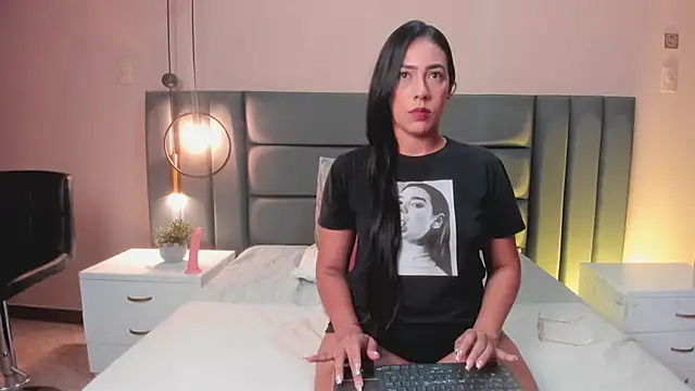 Snapshot of RebecaSanderss chatting on February 24, 2:37 pm RebecaSanderss online show from February 24, 2:37 pm
