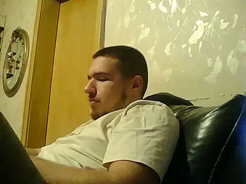 Drag Queen online show from February 9, 6:47 pm