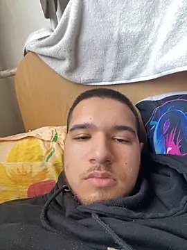 Drag Queen online show from February 11, 1:41 pm