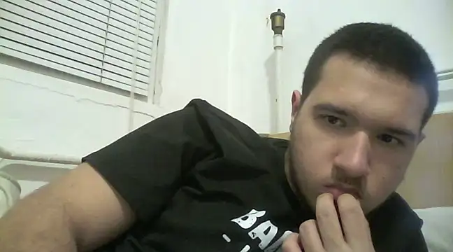 Drag Queen online show from March 15, 7:16 pm