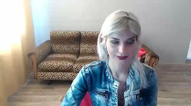 SexyBeatriice online show from February 24, 7:11 am