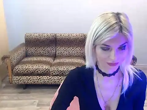 SexyBeatriice online show from November 29, 7:22 am