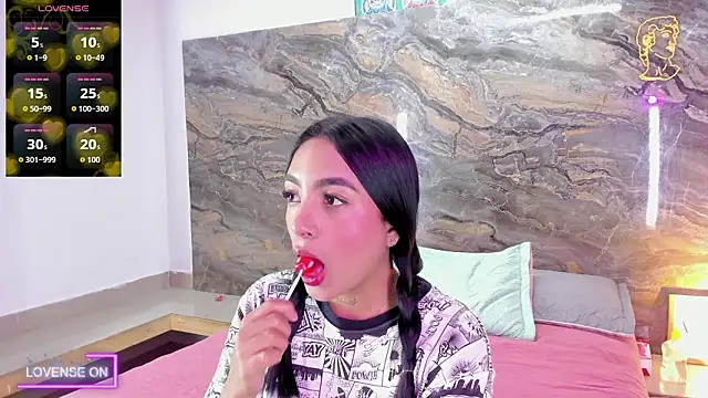 Estefy gomez09 online show from March 10, 12:43 pm