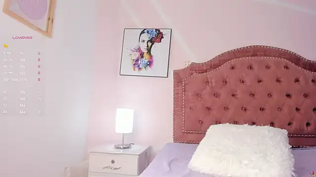 Snapshot of Mia_greco_ chatting on March 18, 9:53 pm Mia greco online show from March 18, 9:53 pm