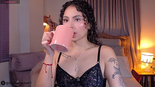 Marivimichel1 online show from November 16, 5:02 am