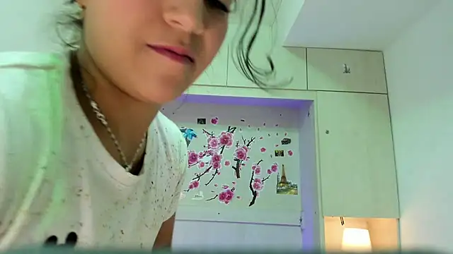 CandyyMaria online show from March 22, 12:30 pm