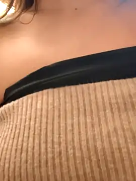 Maiden-Hot online show from October 2, 7:43 pm