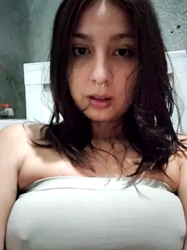 Maiden-Hot online show from April 16, 5:52 am