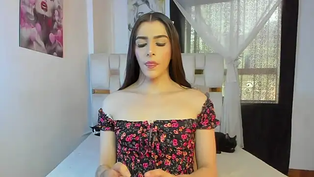 Snapshot of beautiful_doll088 chatting on April 24, 9:06 pm beautiful doll088 online show from April 24, 9:06 pm