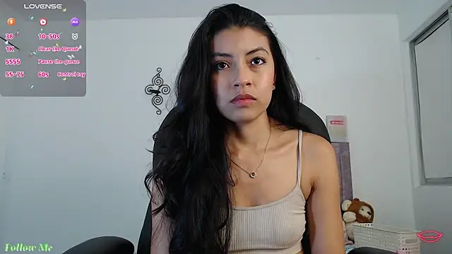 ellajonz online show from May 2, 3:22 am