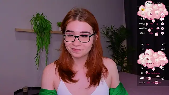 Snapshot of Anncouette_ chatting on February 8, 10:18 am Anncouette  online show from February 8, 10:18 am