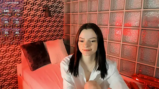 Snapshot of CaseyCraig chatting on February 20, 10:15 pm CaseyCraig online show from February 20, 10:15 pm