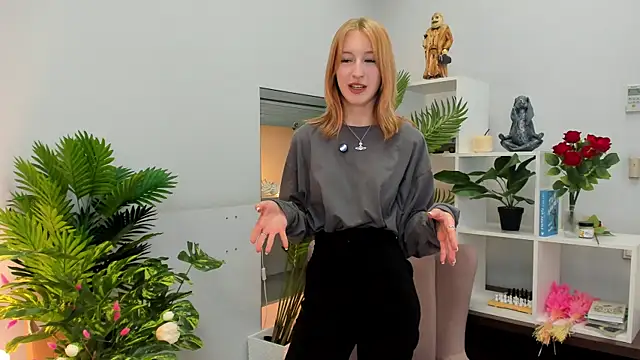 Snapshot of FlairAdderly chatting on January 29, 1:49 pm FlairAdderly online show from January 29, 1:49 pm