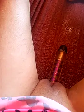 Snapshot of baixinhainsaciavel23 chatting on October 7, 3:53 pm baixinhainsaciavel23 online show from October 7, 3:53 pm