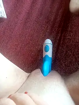 baixinhainsaciavel23 online show from April 8, 2:50 pm