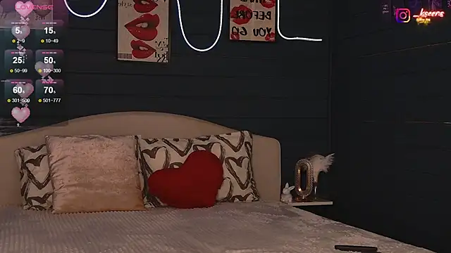 Eseensia online show from November 22, 2:32 am