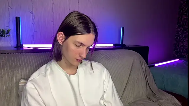 amandatalk online show from March 14, 8:10 am