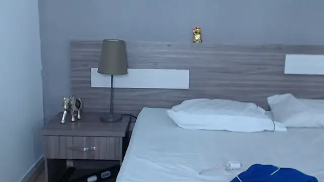 Snapshot of Liiamthompson chatting on September 29, 10:47 pm Liiamthompson online show from September 29, 10:47 pm