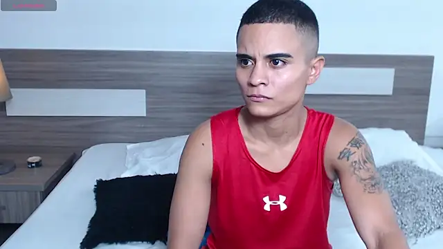 Snapshot of Liiamthompson chatting on October 28, 7:38 pm Liiamthompson online show from October 28, 7:38 pm