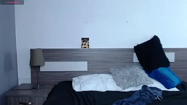 Snapshot of Liiamthompson chatting on November 15, 7:10 pm Liiamthompson online show from November 15, 7:10 pm